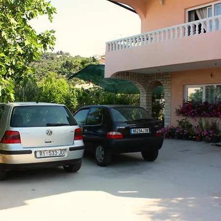 Appartement By The Sea Barbat, Rab - 5005 Barbat na Rabu